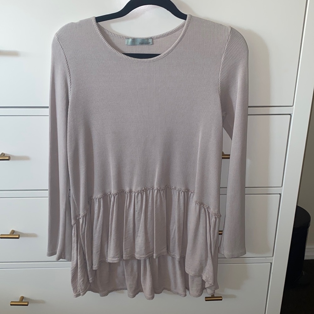 Beige long sleeve flowy top